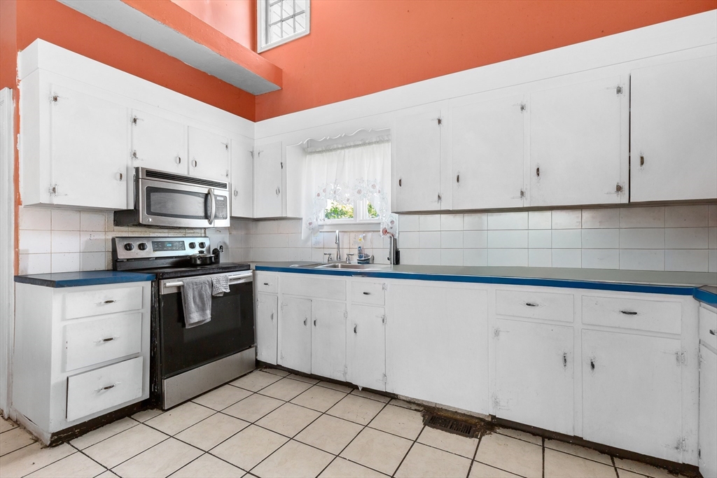270 Belmont Ave