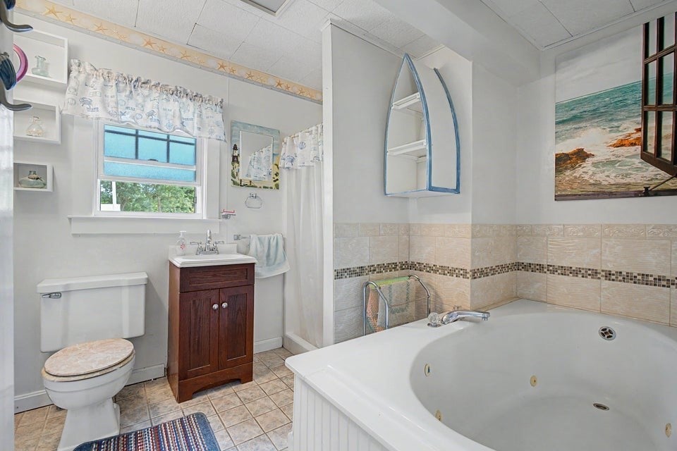 34 Pleasant St #1, Dennis, MA, 34 Pleasant St #1, Dennis, MA Photo #18