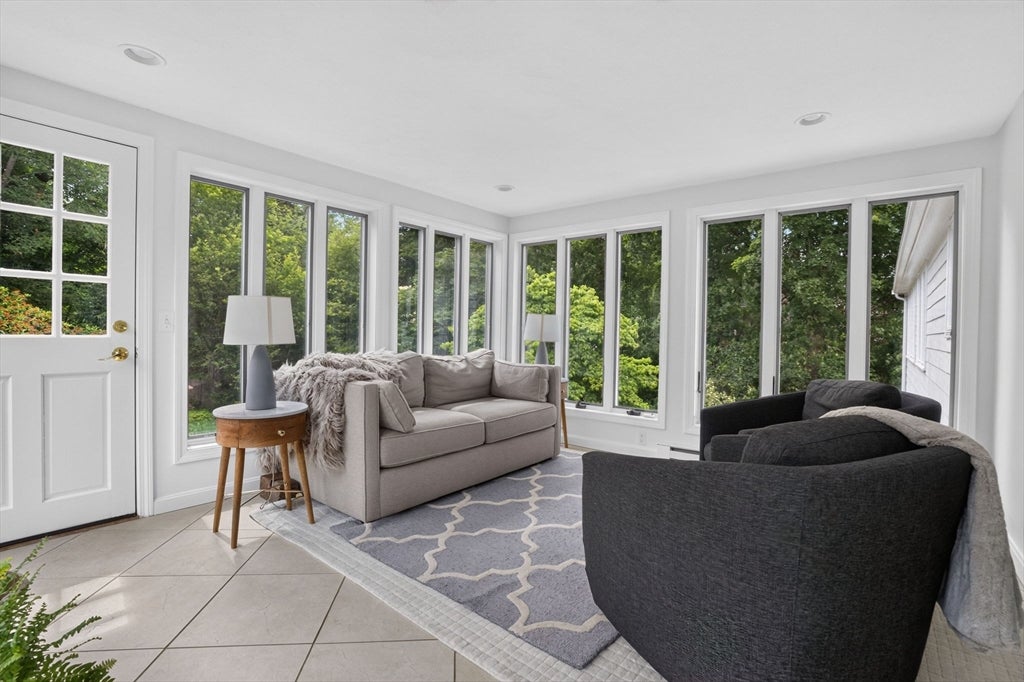 29 Brook Street, Wellesley, MA Photo #14