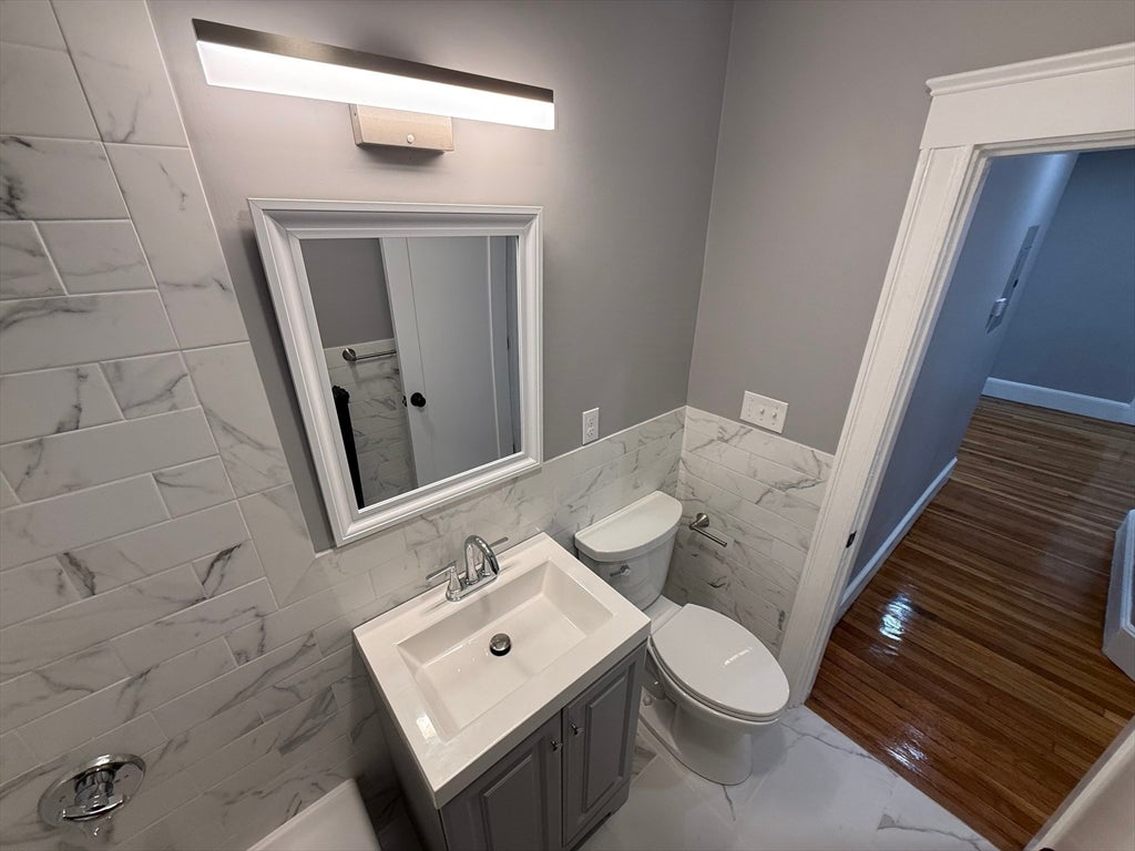 68 Norfolk Street #2, Boston, MA Photo #11