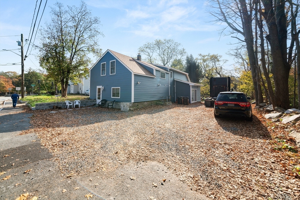 101 Old Westport Rd