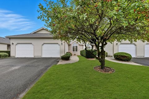 73 Pine Grove Dr 73 South Hadley MA 01075