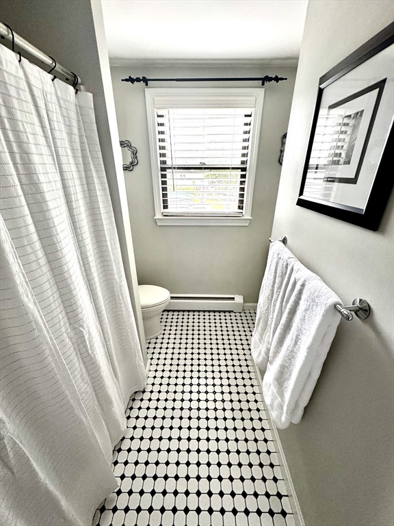 Marlborough, Massachusetts 01752, United States, 4 Bedrooms Bedrooms, ,2 BathroomsBathrooms,Residential,Pending,216239