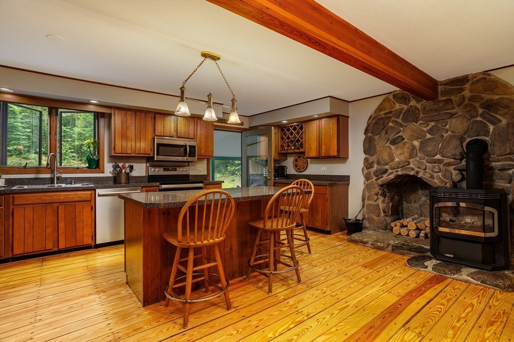 288 Granite Street, Leominster, MA, 288 Granite Street, Leominster, MA Photo #4