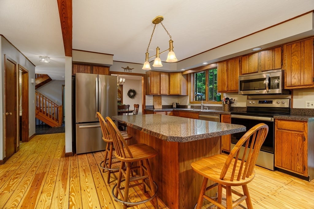 288 Granite Street, Leominster, MA, 288 Granite Street, Leominster, MA Photo #2