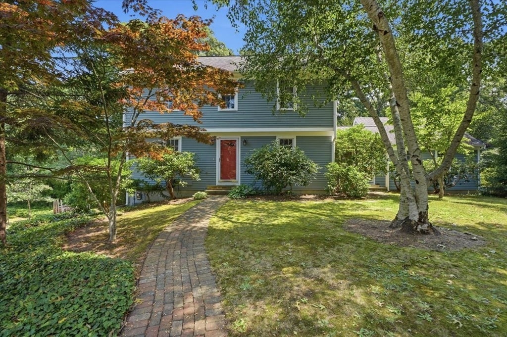 Photo of 98 Bray Farm Rd S Rd, Yarmouth, MA