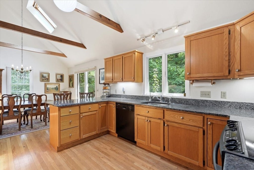 98 Bray Farm Rd S Rd, Yarmouth, MA, 98 Bray Farm Rd S Rd, Yarmouth, MA Photo #6