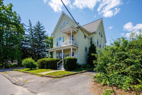 Photo of 17 Rockdale St, Worcester, MA 01606 (MLS # 73565582)