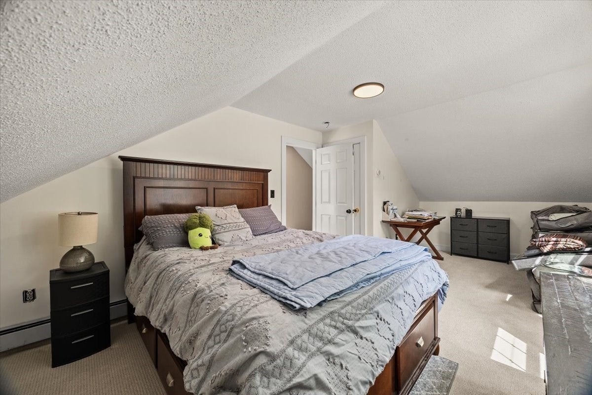 60 Rhode Island Rd, Lakeville, MA Photo #18
