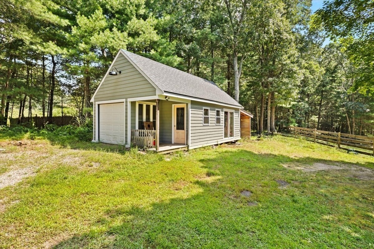 60 Rhode Island Rd, Lakeville, MA Photo #30