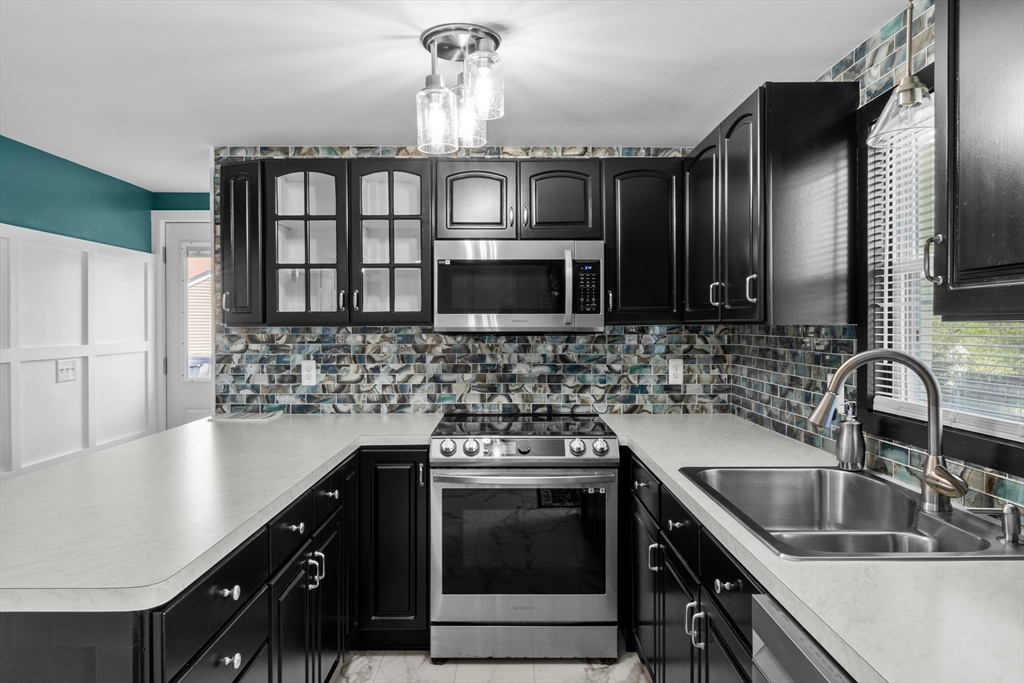 136 Phillips Ave