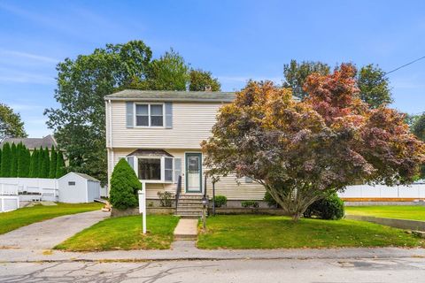 16 Marion Ave Beverly MA 01915