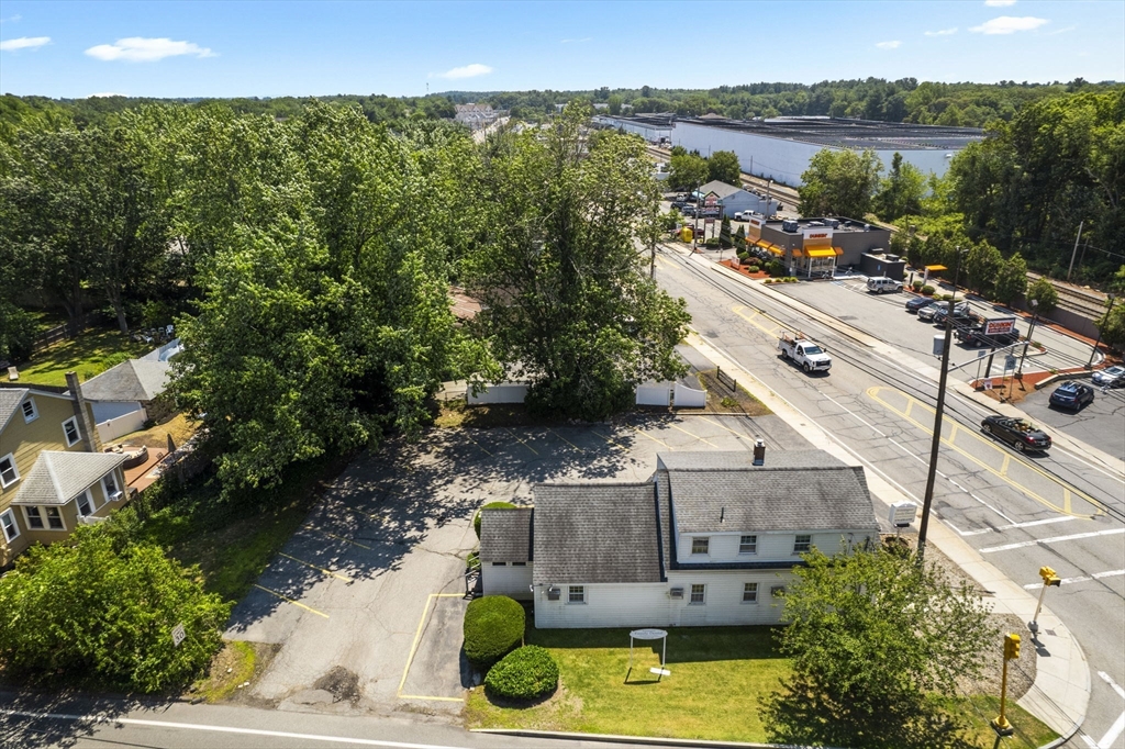 306 Main St