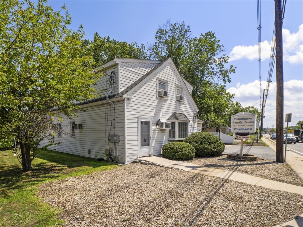 306 Main St
