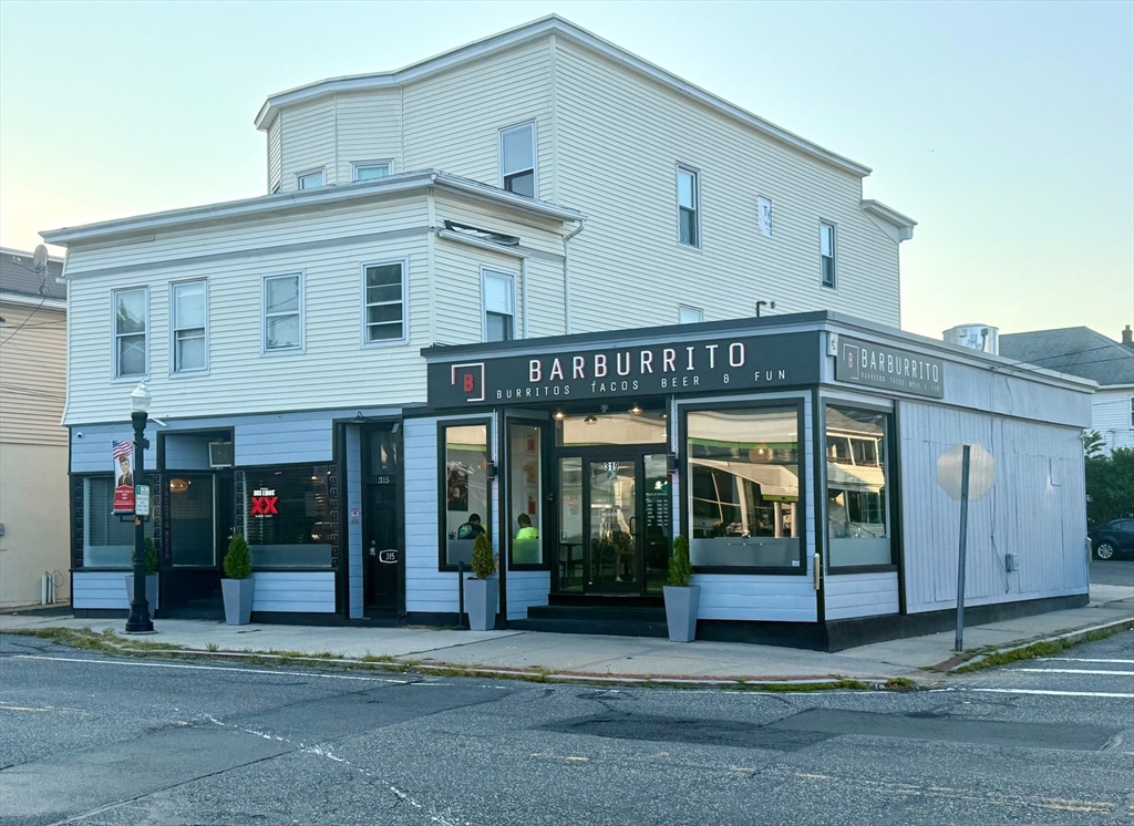 313-319 East St