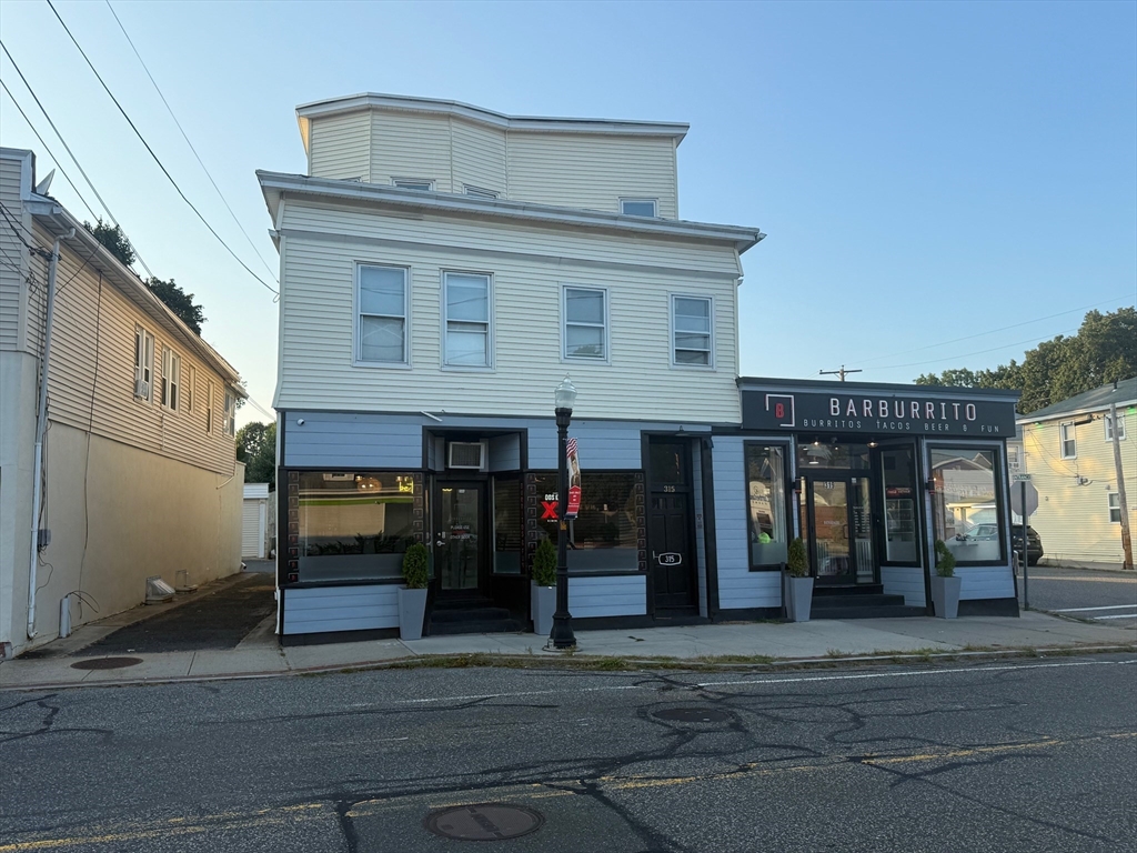 313-319 East St