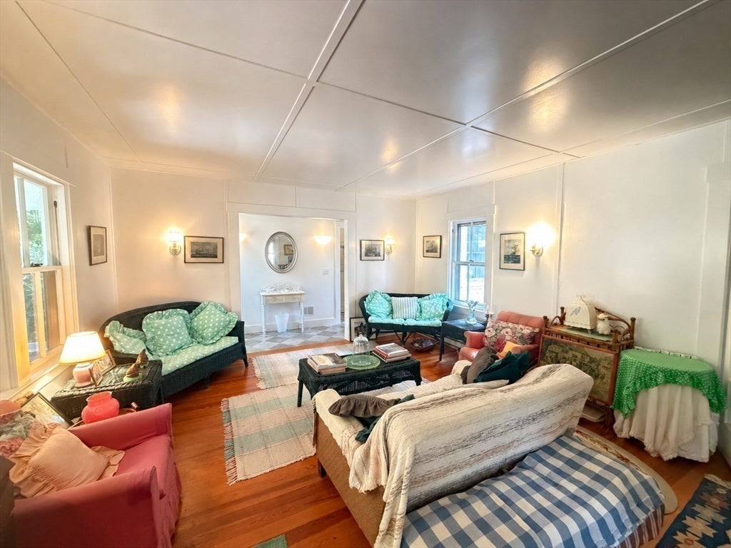 528 Main Street, Tisbury, MA, 528 Main Street, Tisbury, MA Photo #5