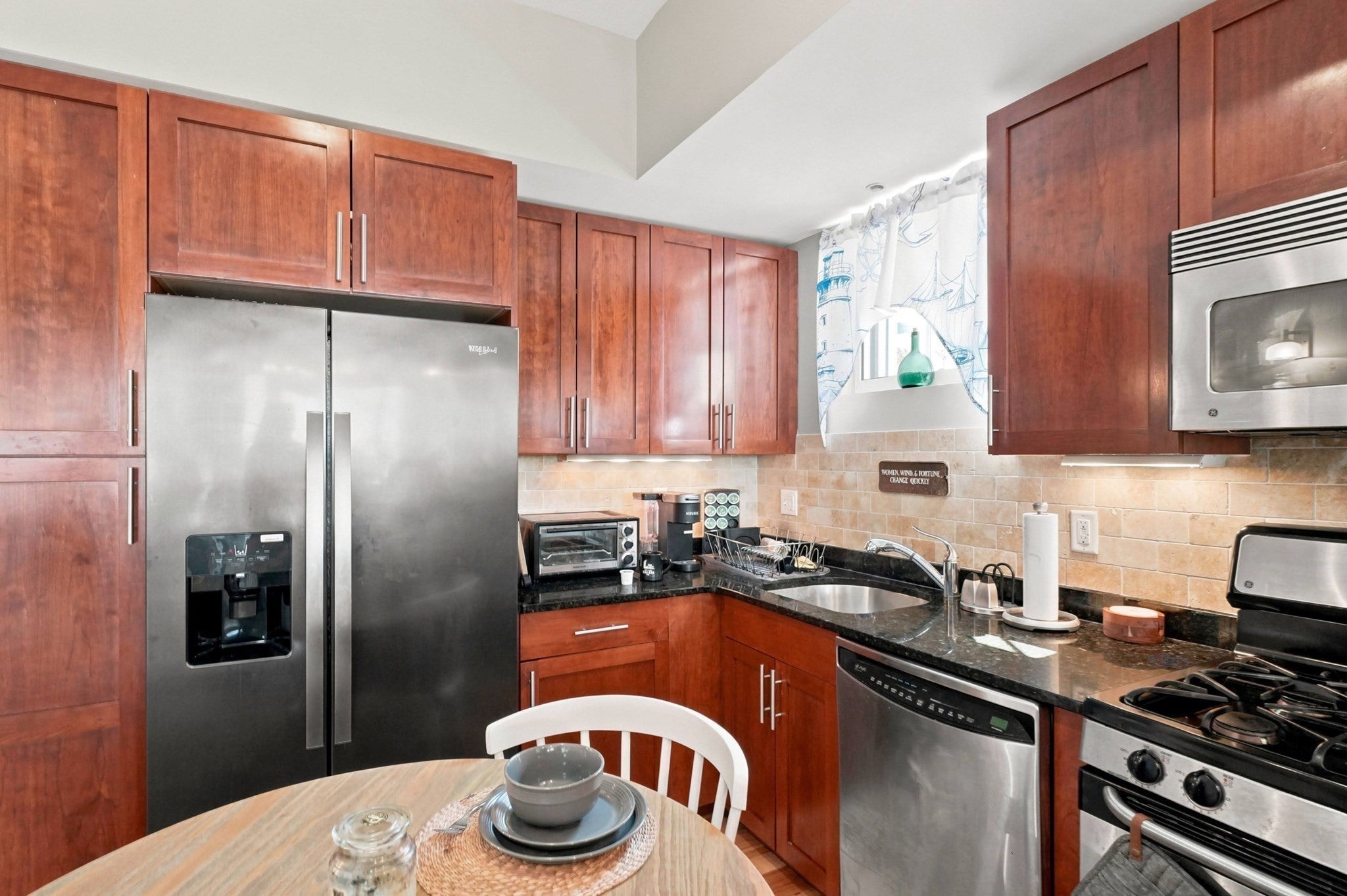 550 Pleasant St #201, Winthrop, MA, 550 Pleasant St #201, Winthrop, MA Photo #8