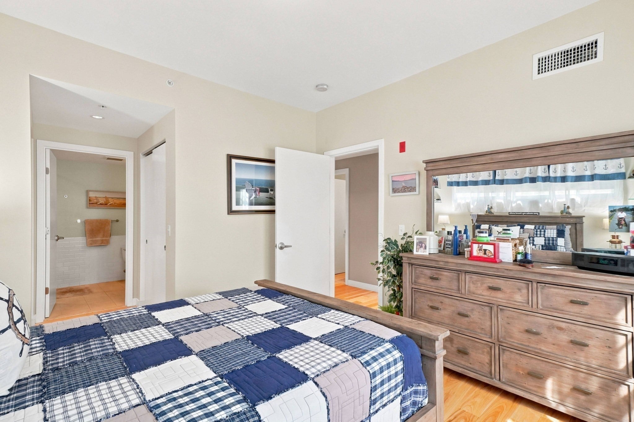 550 Pleasant St #201, Winthrop, MA, 550 Pleasant St #201, Winthrop, MA Photo #14