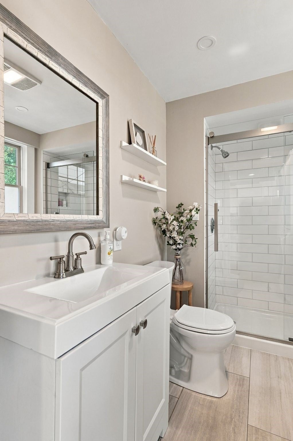 10 Emerald Rd, Nahant, MA, 10 Emerald Rd, Nahant, MA Photo #13