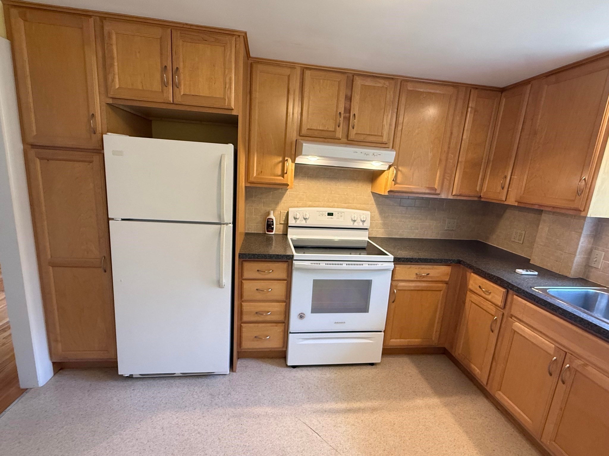 42 Chestnut St #2, Belmont, MA Photo #2