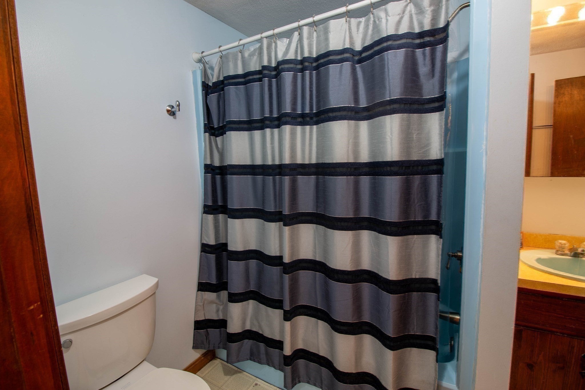 33 Sherburne Ave #3, Tyngsborough, MA Photo #20