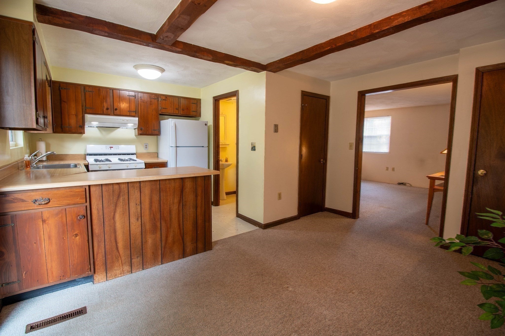 33 Sherburne Ave #3, Tyngsborough, MA Photo #12
