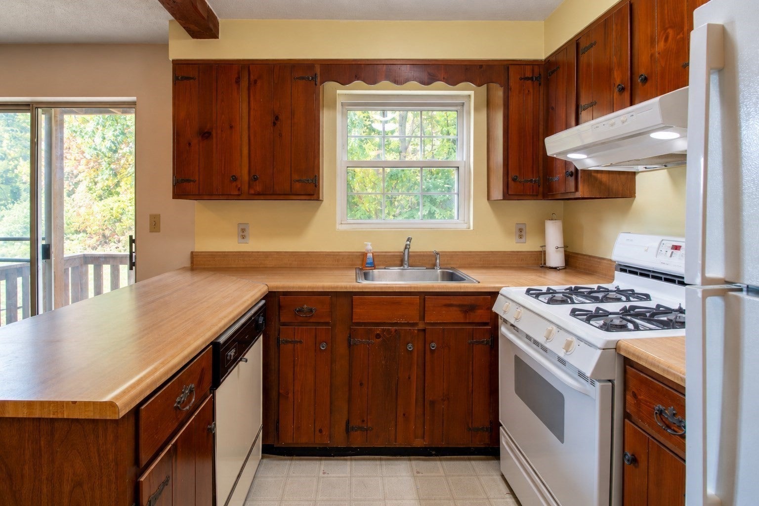 33 Sherburne Ave #3, Tyngsborough, MA Photo #11