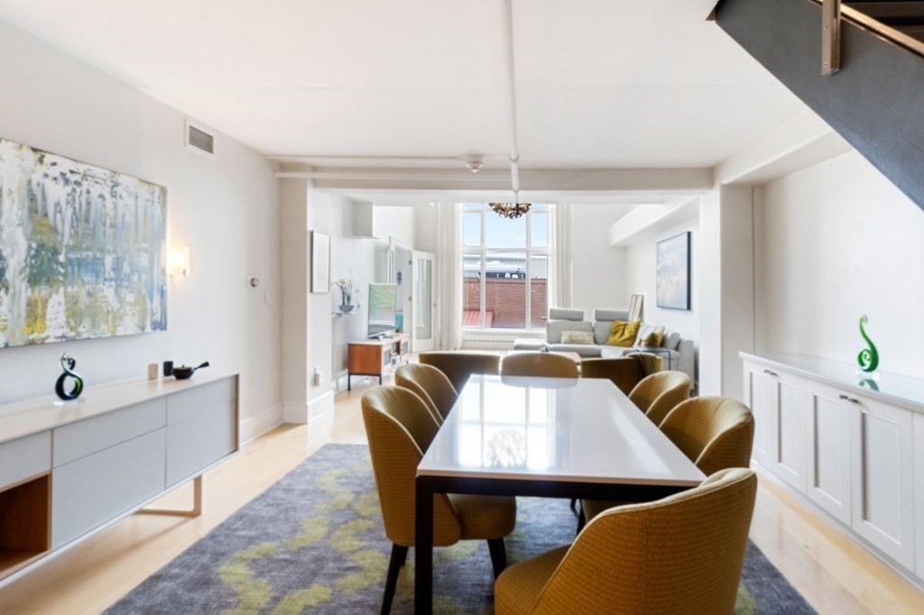 25 Channel Center St 210