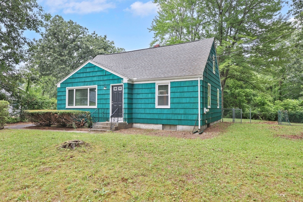 31 Cosgrove Ave