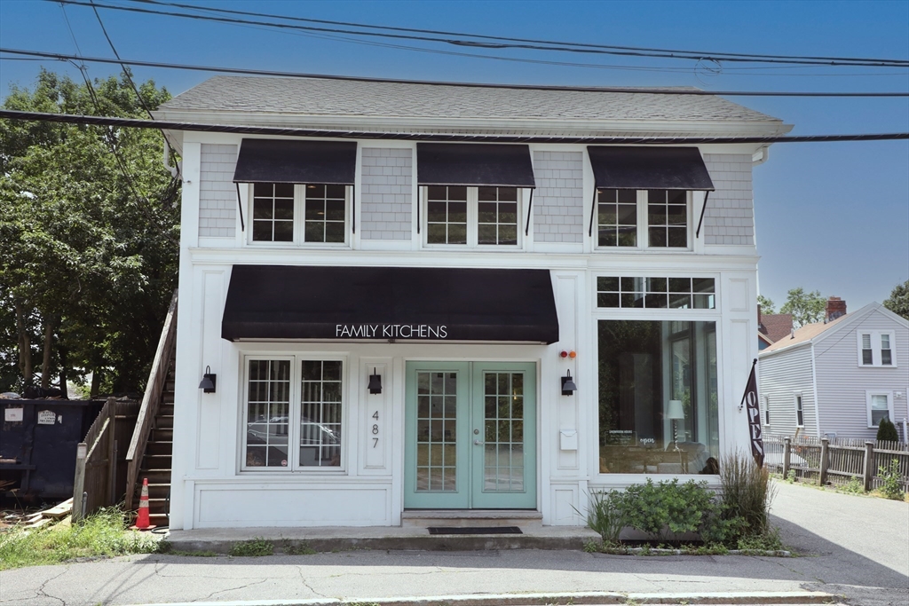 487 Humphrey St