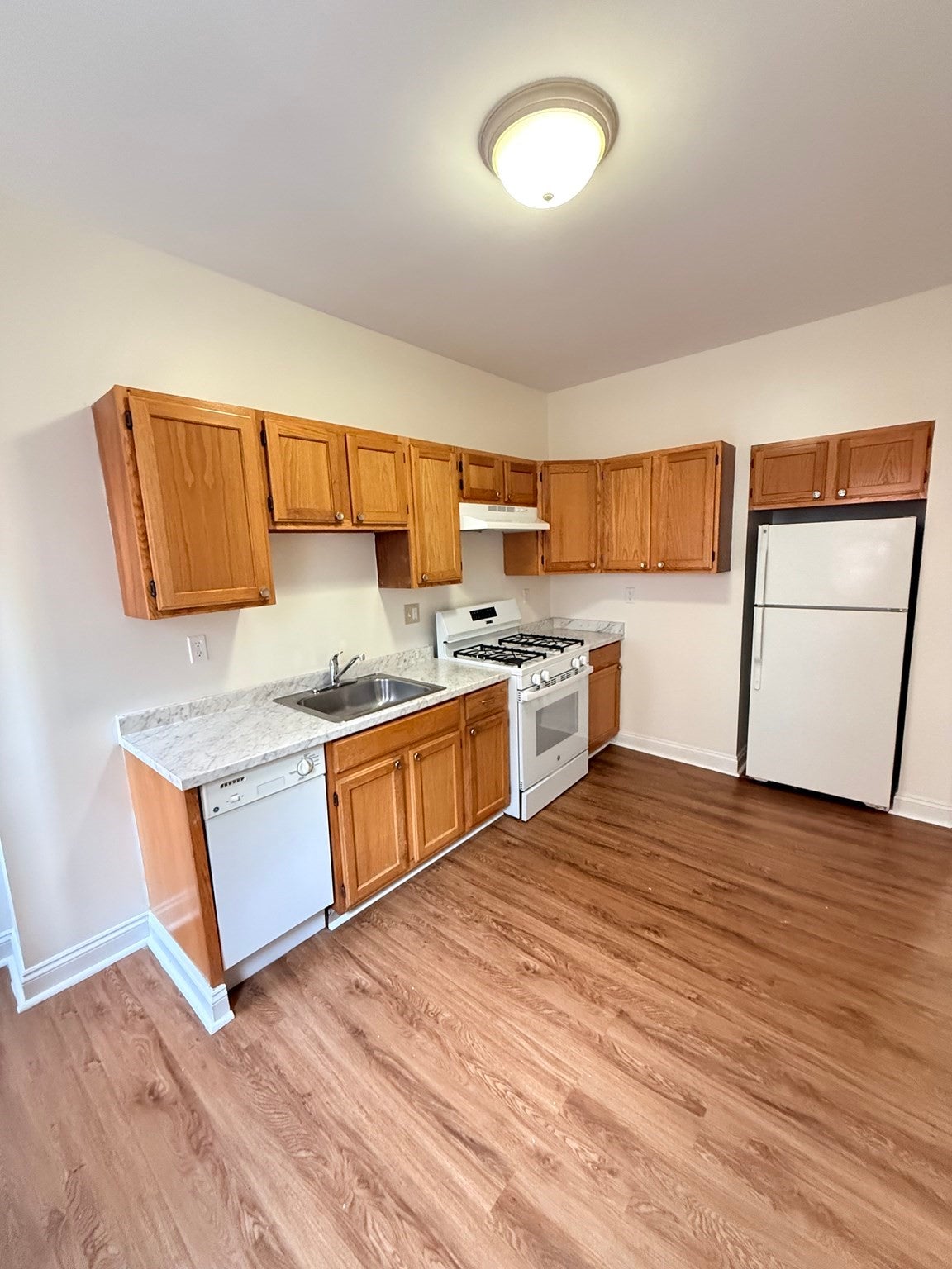 21 Hemenway St 3