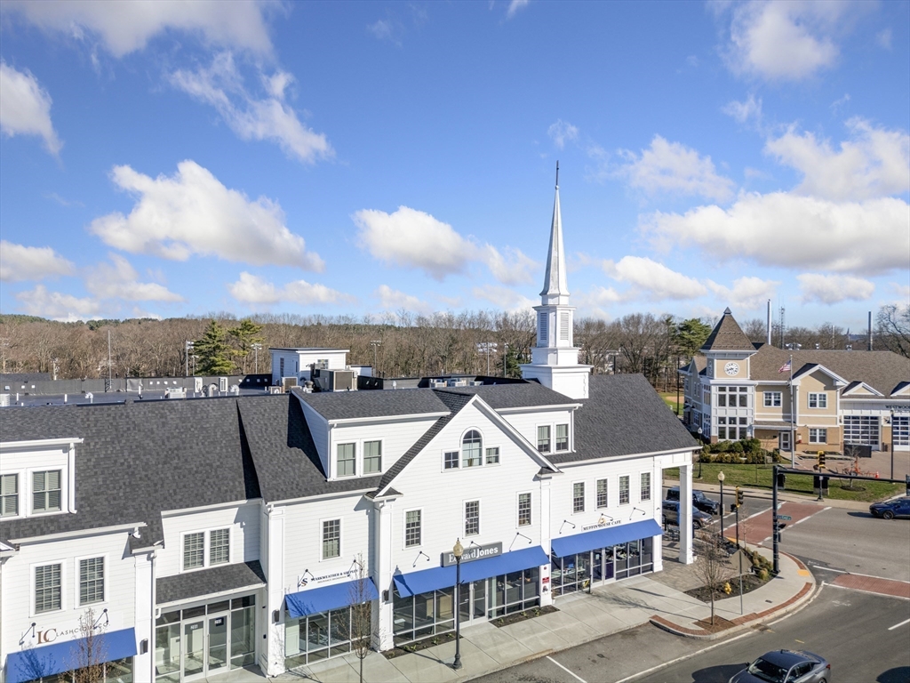 Westwood, Massachusetts 02090, United States, 2 Bedrooms Bedrooms, ,2 BathroomsBathrooms,Residential,Active,105796