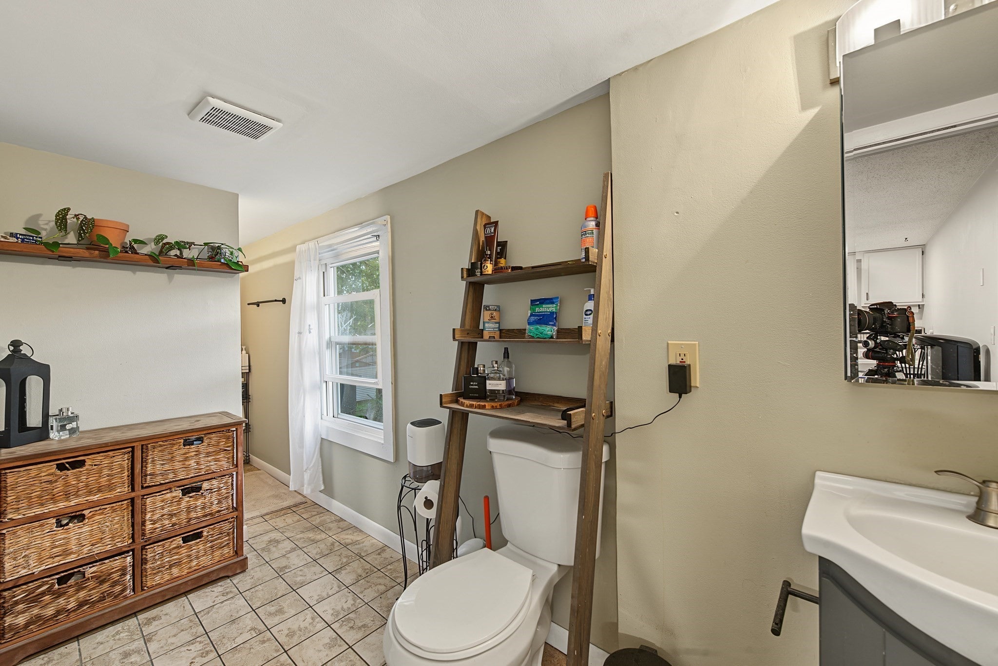 10 Lewis Street, Westfield, MA, 10 Lewis Street, Westfield, MA Photo #10