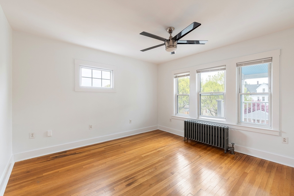 699 Hyde Park Ave 6