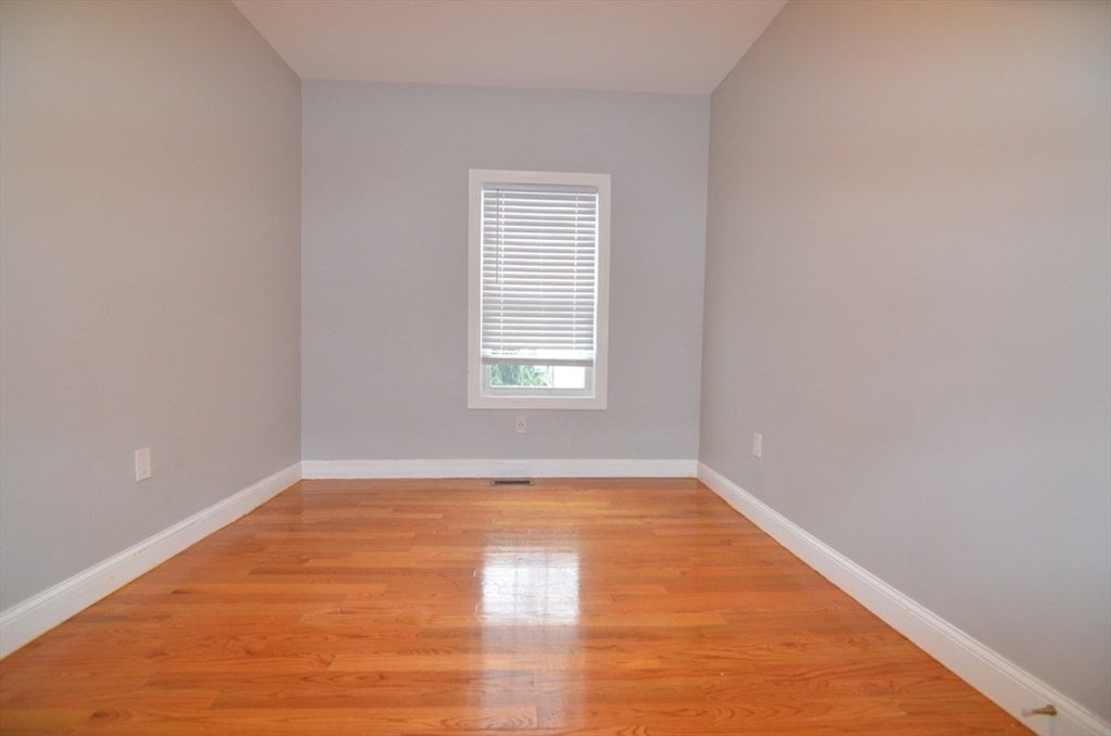 2 Antwerp St #1, Milton, MA, 2 Antwerp St #1, Milton, MA Photo #10