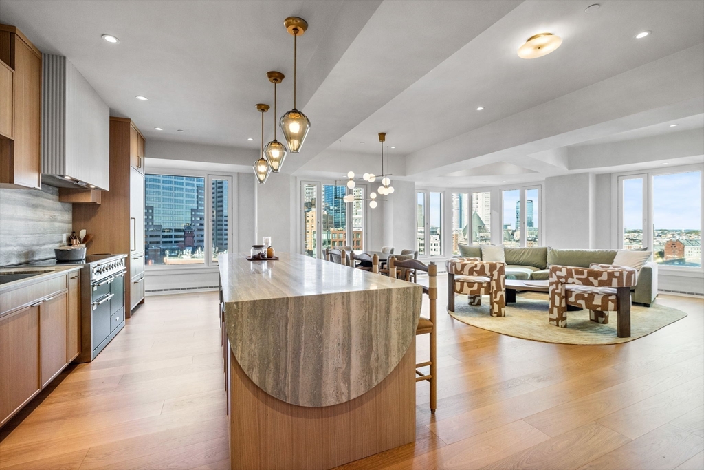 10 Rowes Wharf 1003