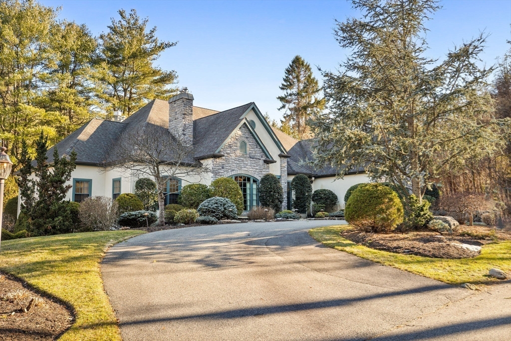 26 Swan Road