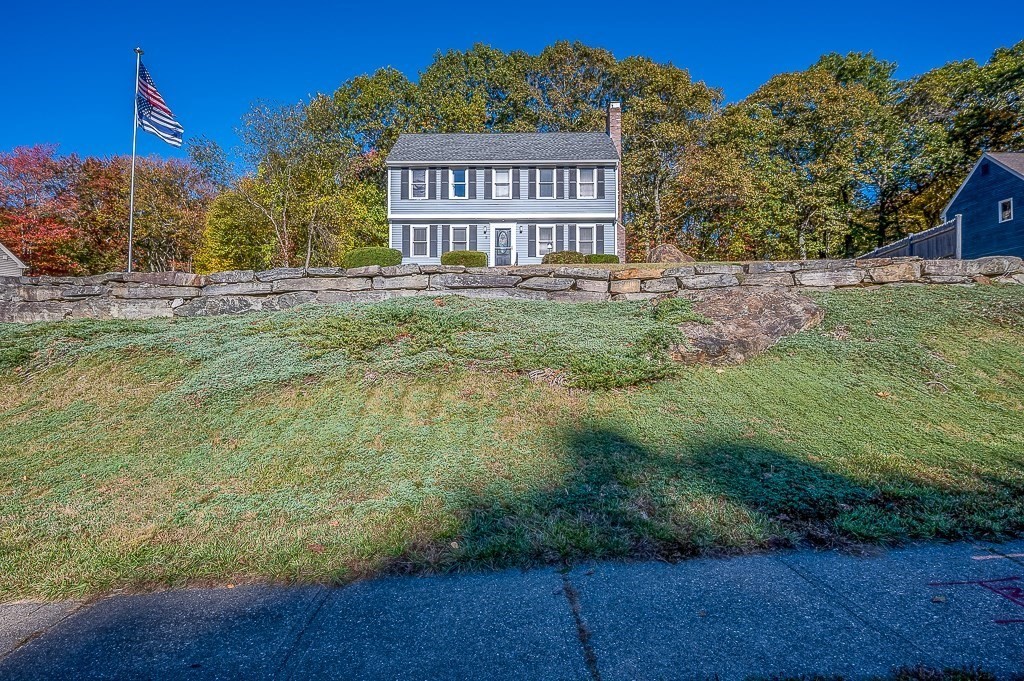 15 Rayburn Dr