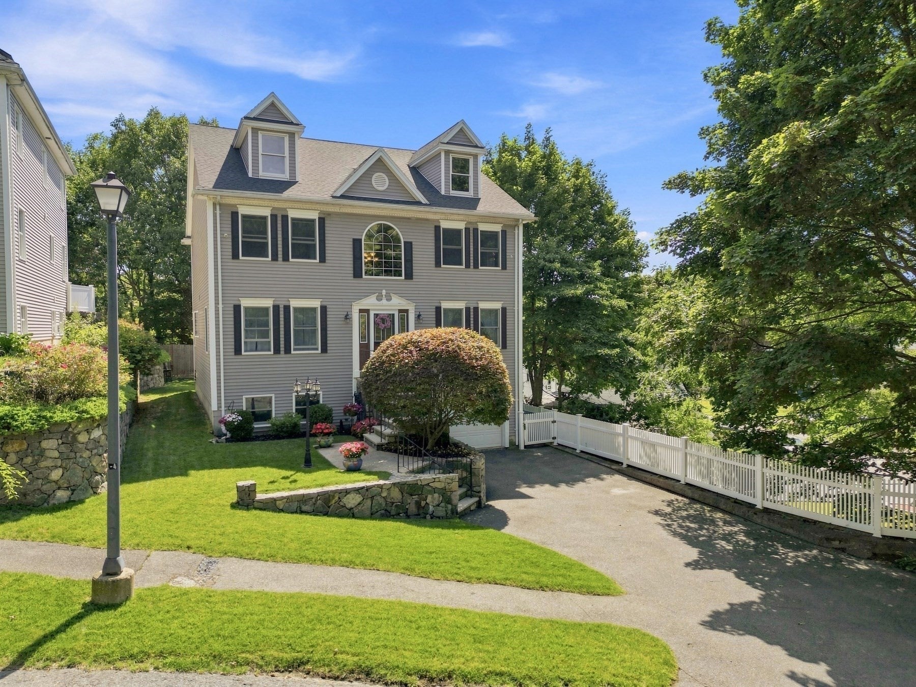 25 Edgehill Road