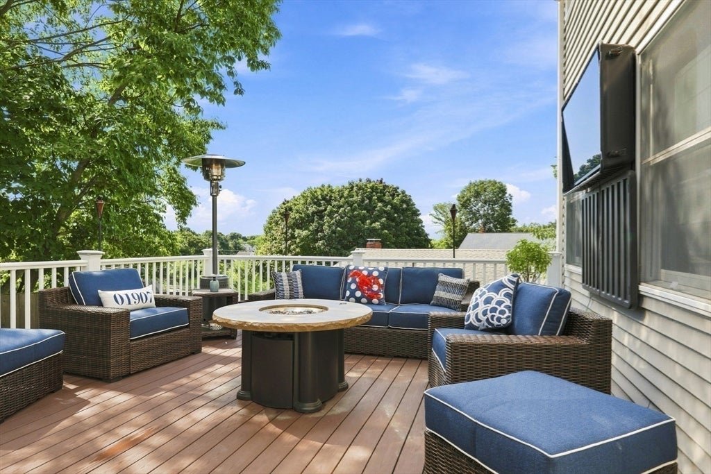 25 Edgehill Road, Swampscott, MA Photo #32