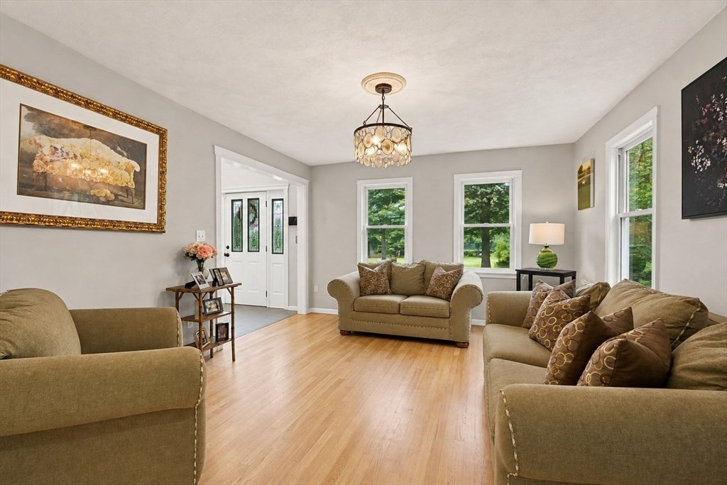 25 Edgehill Road, Swampscott, MA Photo #7