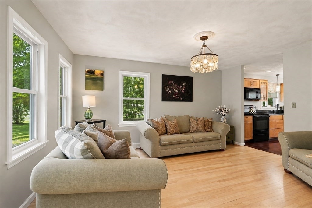 25 Edgehill Road, Swampscott, MA Photo #8