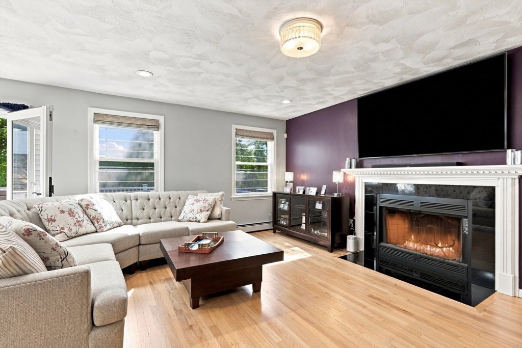 25 Edgehill Road, Swampscott, MA Photo #11