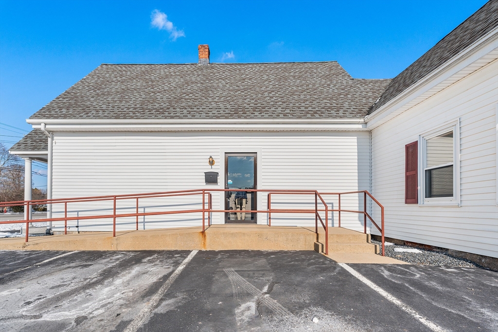 293 Bedford