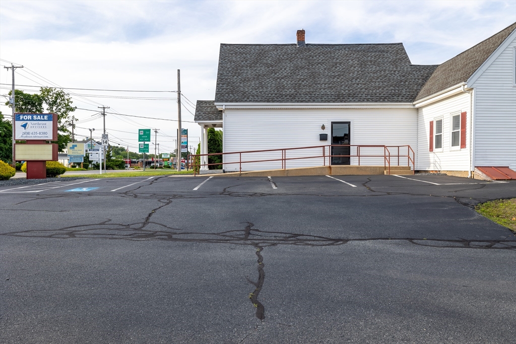 293 Bedford