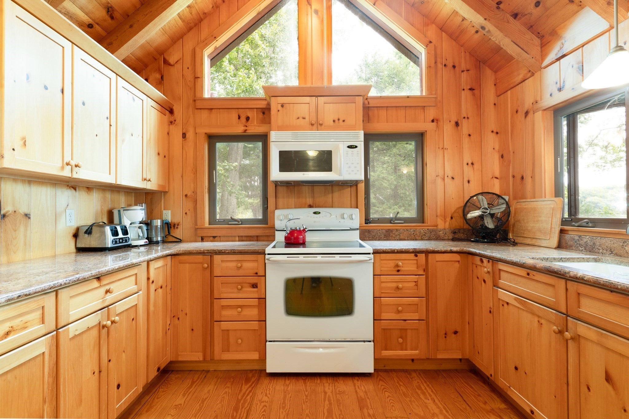141-143 Lake Rd, Brookfield, MA, 141-143 Lake Rd, Brookfield, MA Photo #24