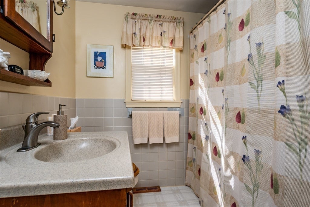 25 Bakers Dr, Harwich, MA, 25 Bakers Dr, Harwich, MA Photo #17