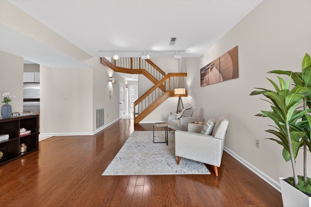 16 Canvasback Way #16, Walpole, MA Photo #4