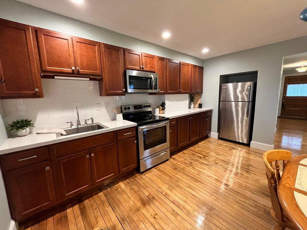 28 Richardson Ave #A, Wakefield, MA, 28 Richardson Ave #A, Wakefield, MA Photo #1